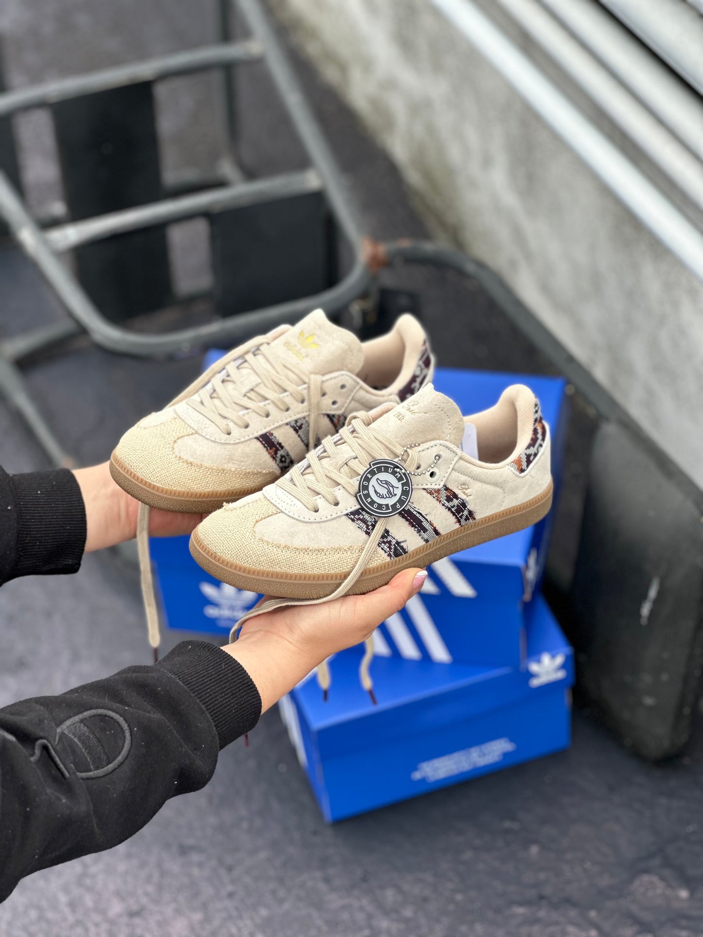Adidas Samba X END