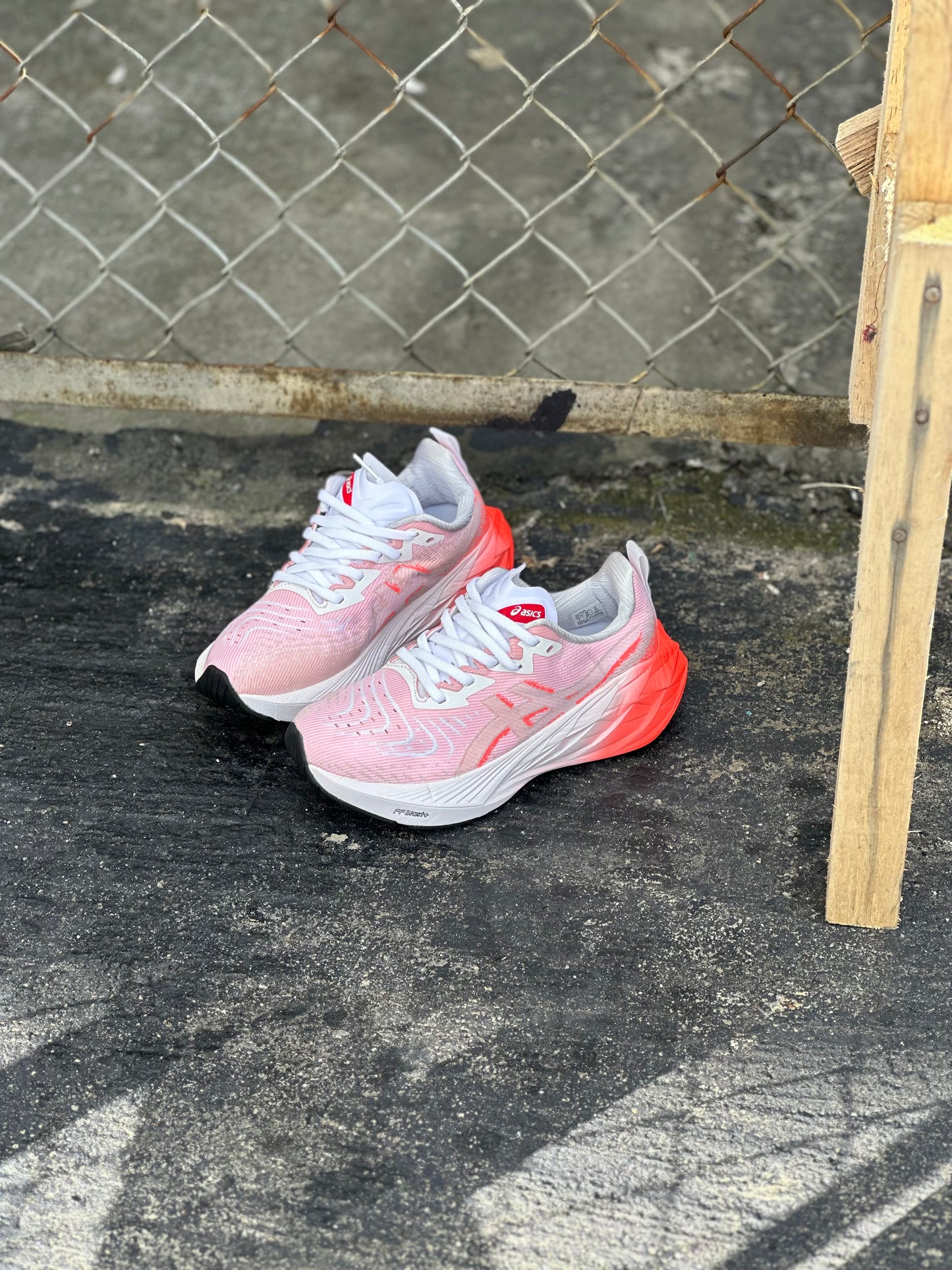 Asics NOVABLAST 4