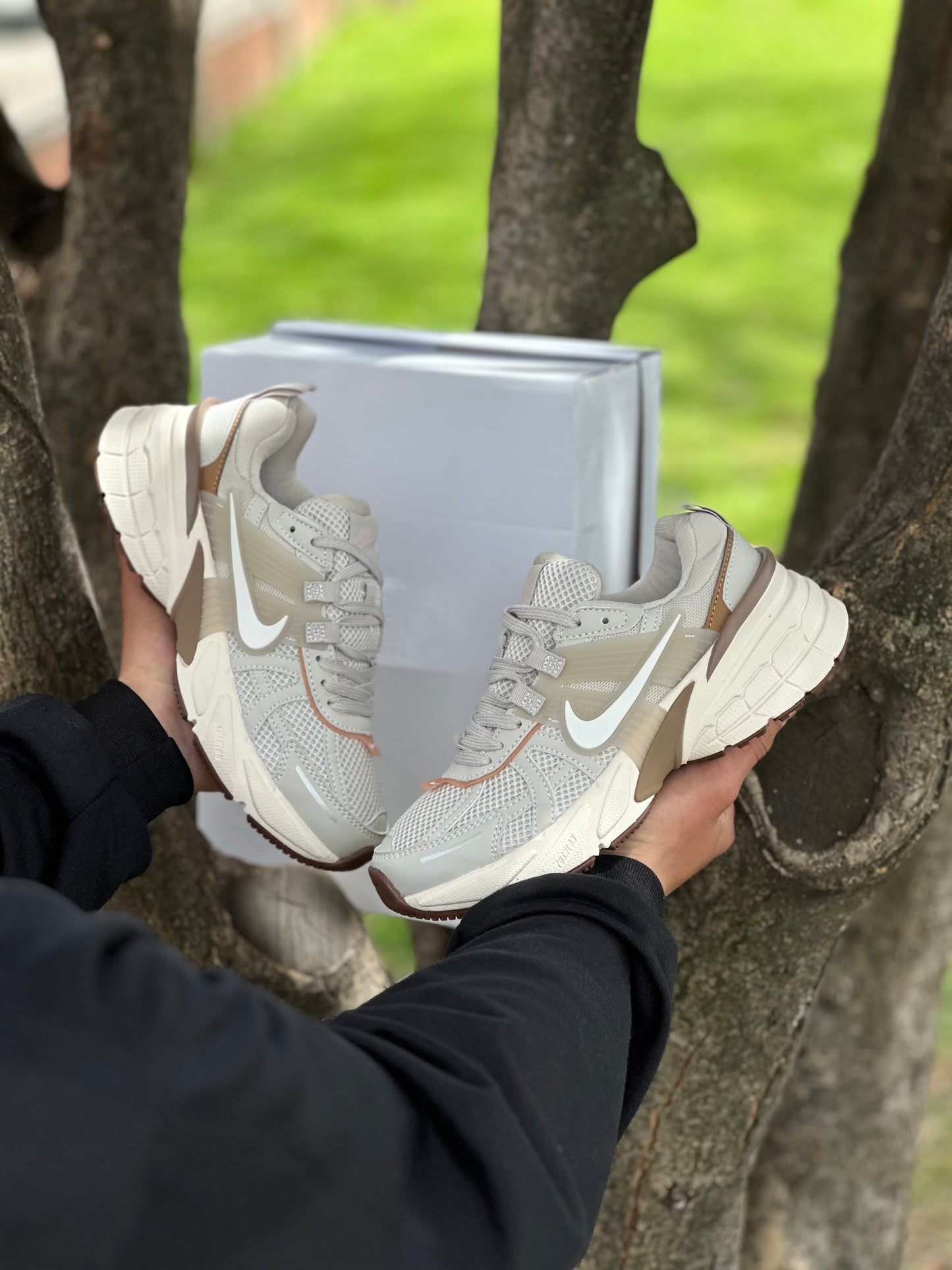 Nike V2K Run