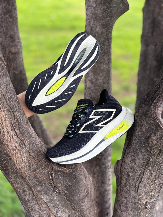New Balance Supercomp Trainer V2