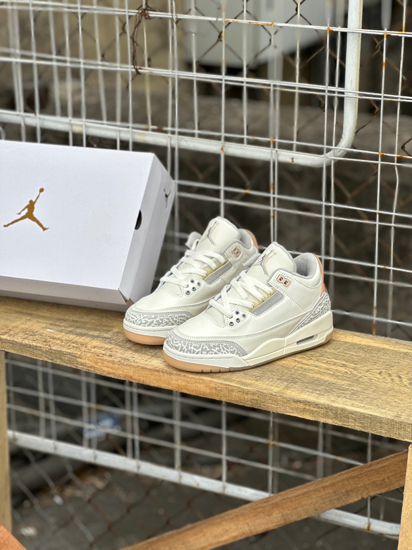 Air Jordan 3 Craft Ivory