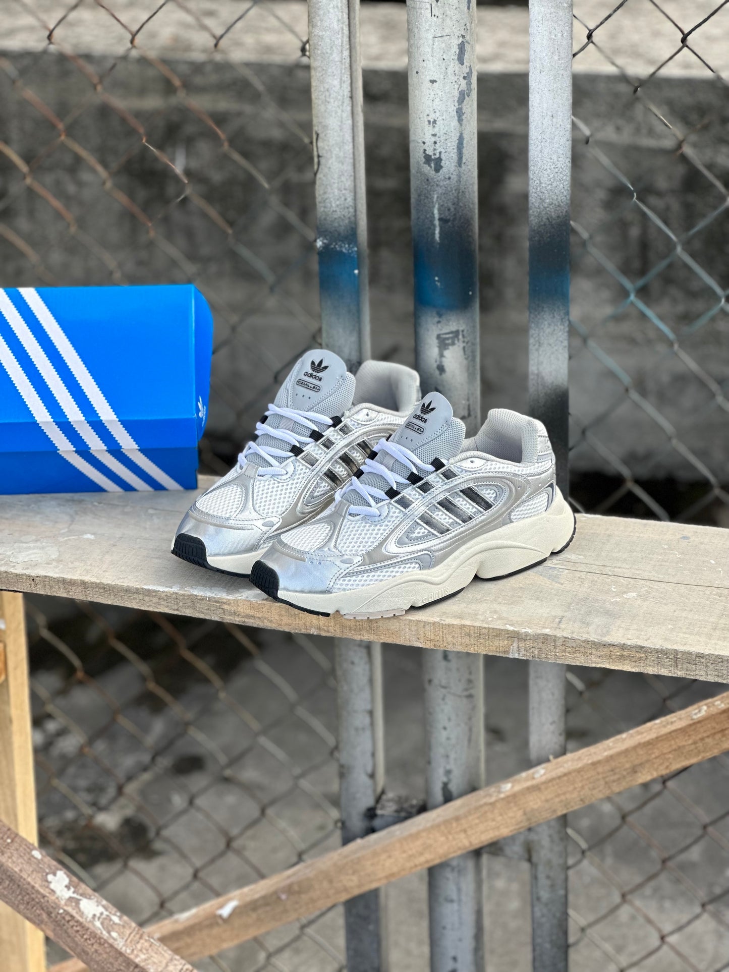 Adidas ozmillen