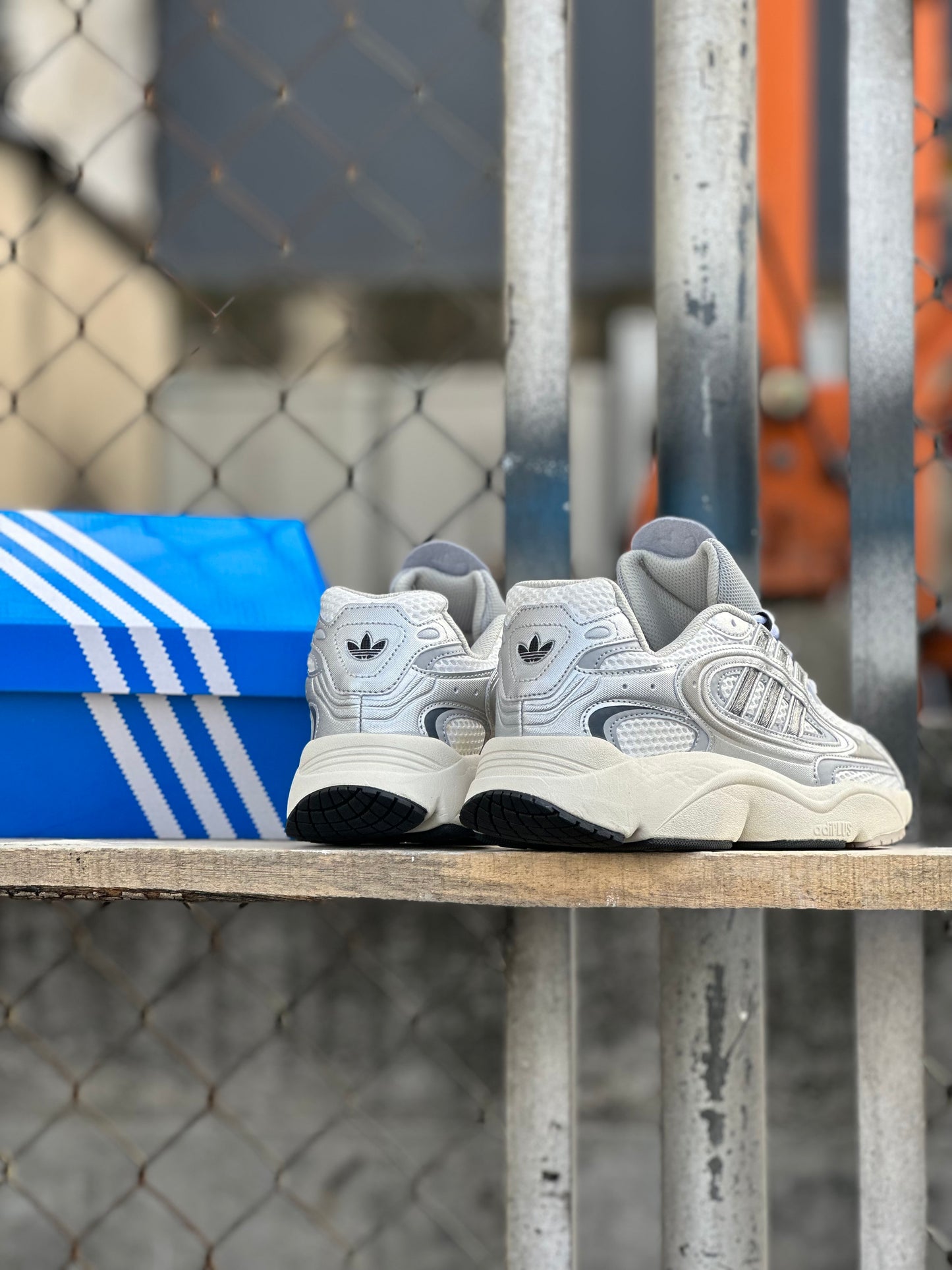 Adidas ozmillen