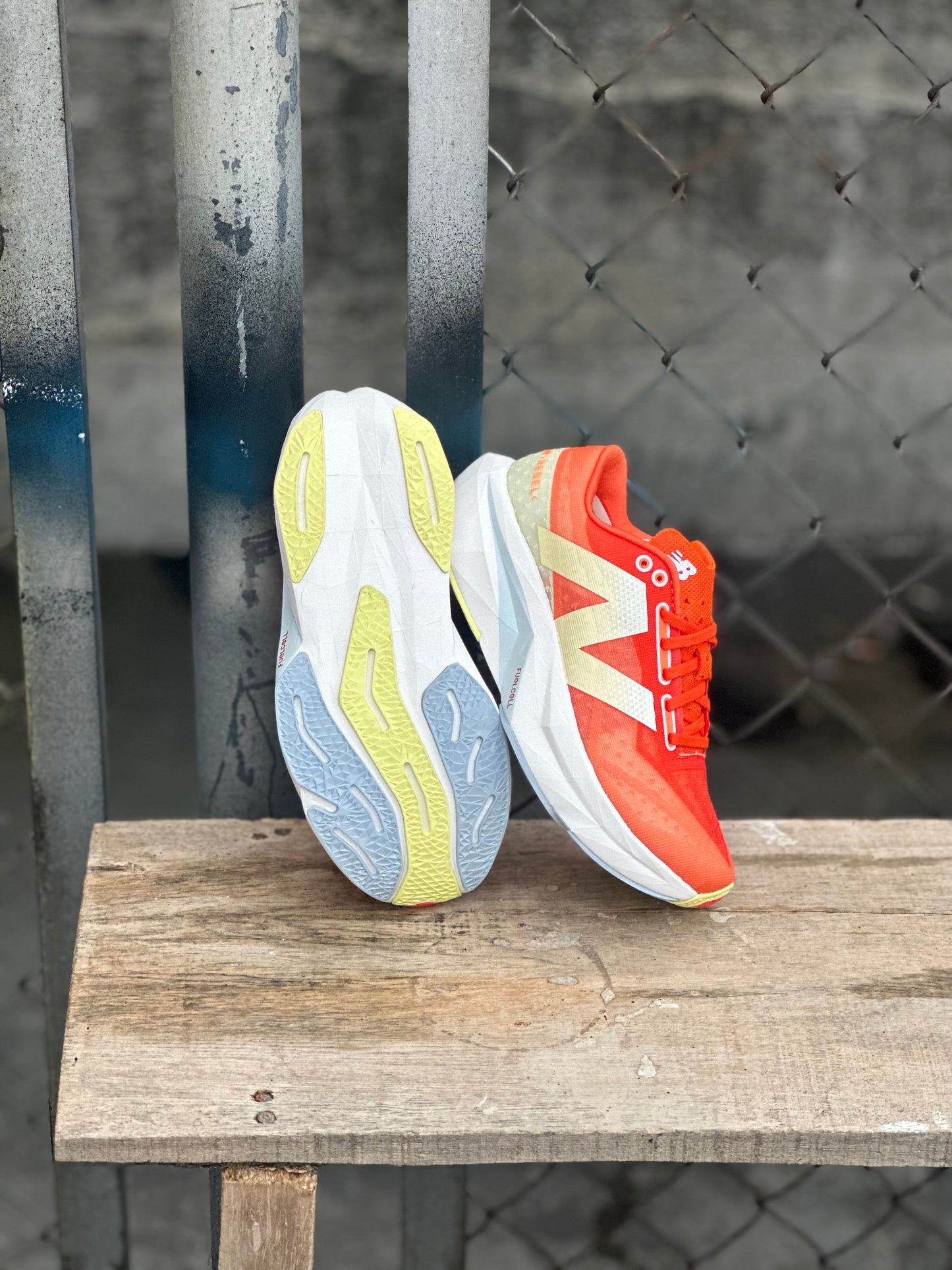 New Balance Fuelcell Rebel V4