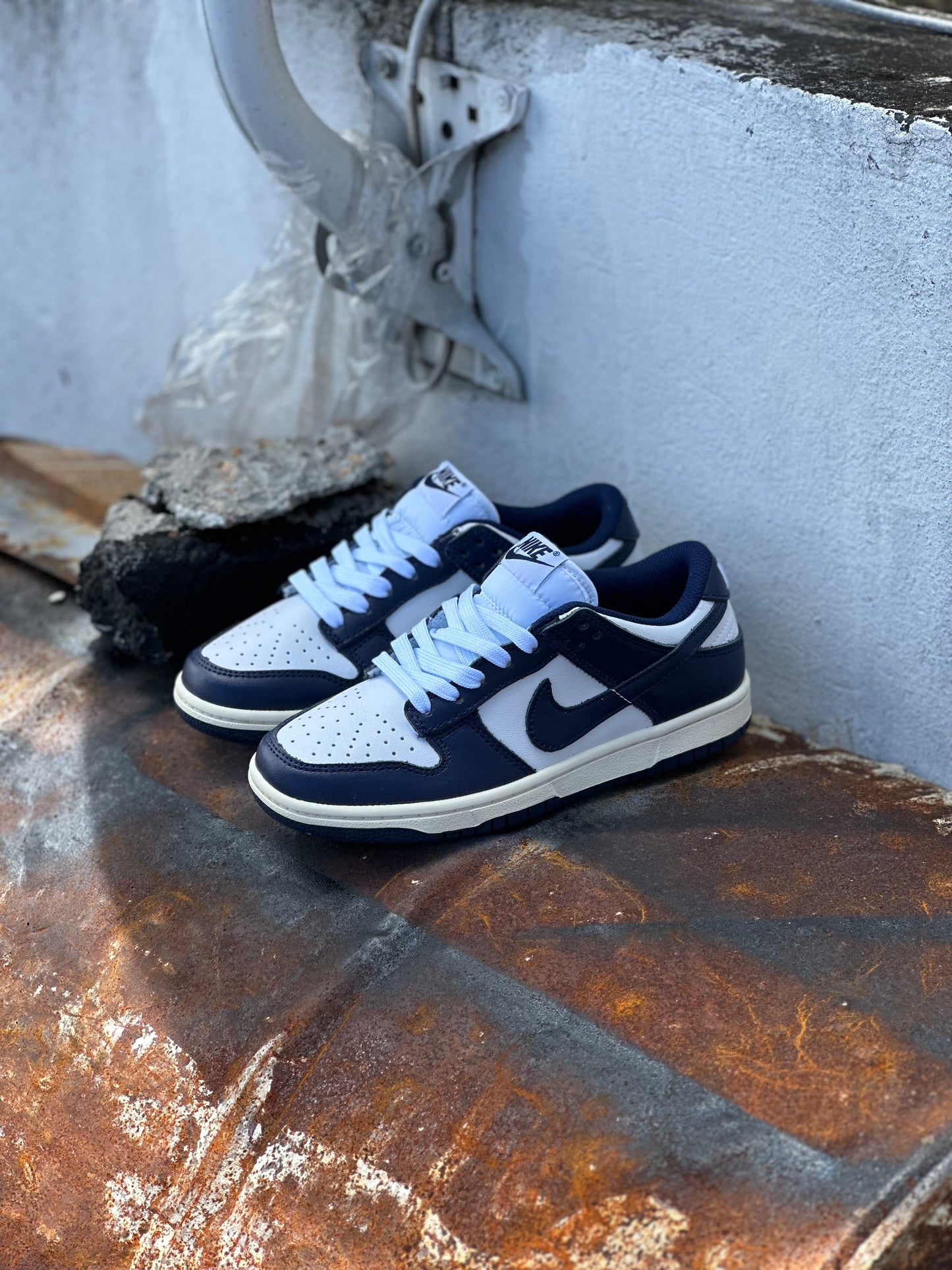 Nike SB Dunk Low Vintage Navy