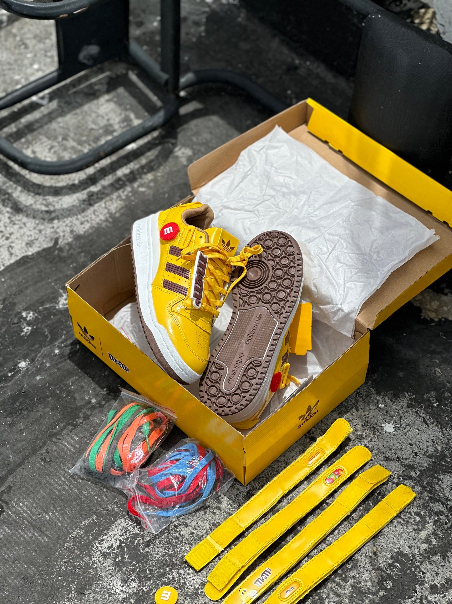 Adidas Fórum Low 84 M&M'S Brand